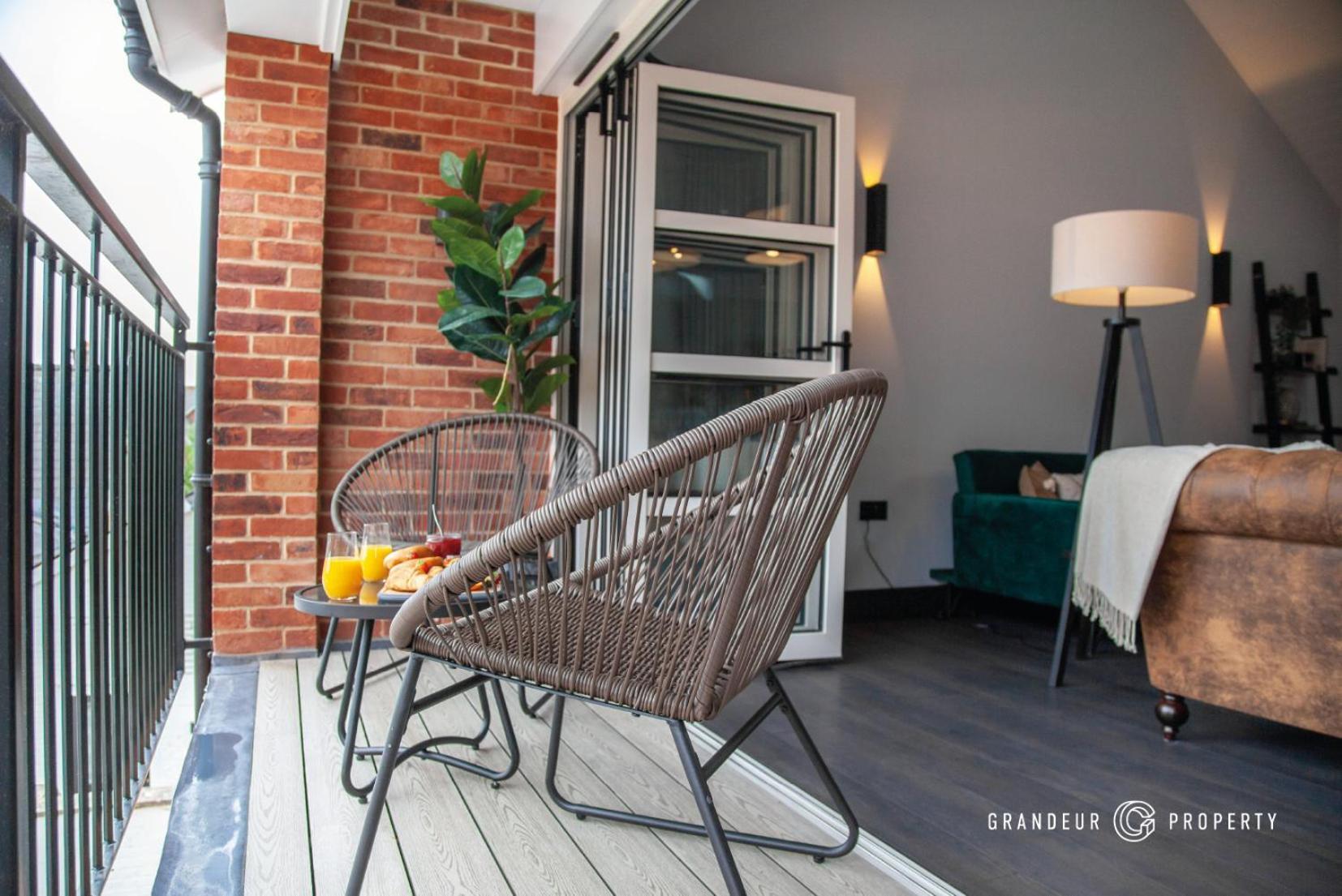 Keepers Cottage By Grandeur Property Poole Exteriör bild